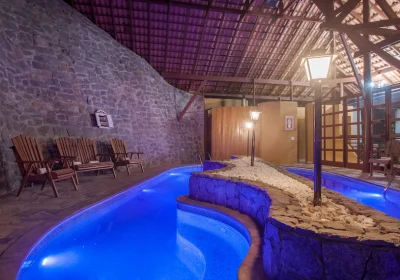 piscina coberta aquecida Pousada Cerejeiras em Monte Verde 2022 024